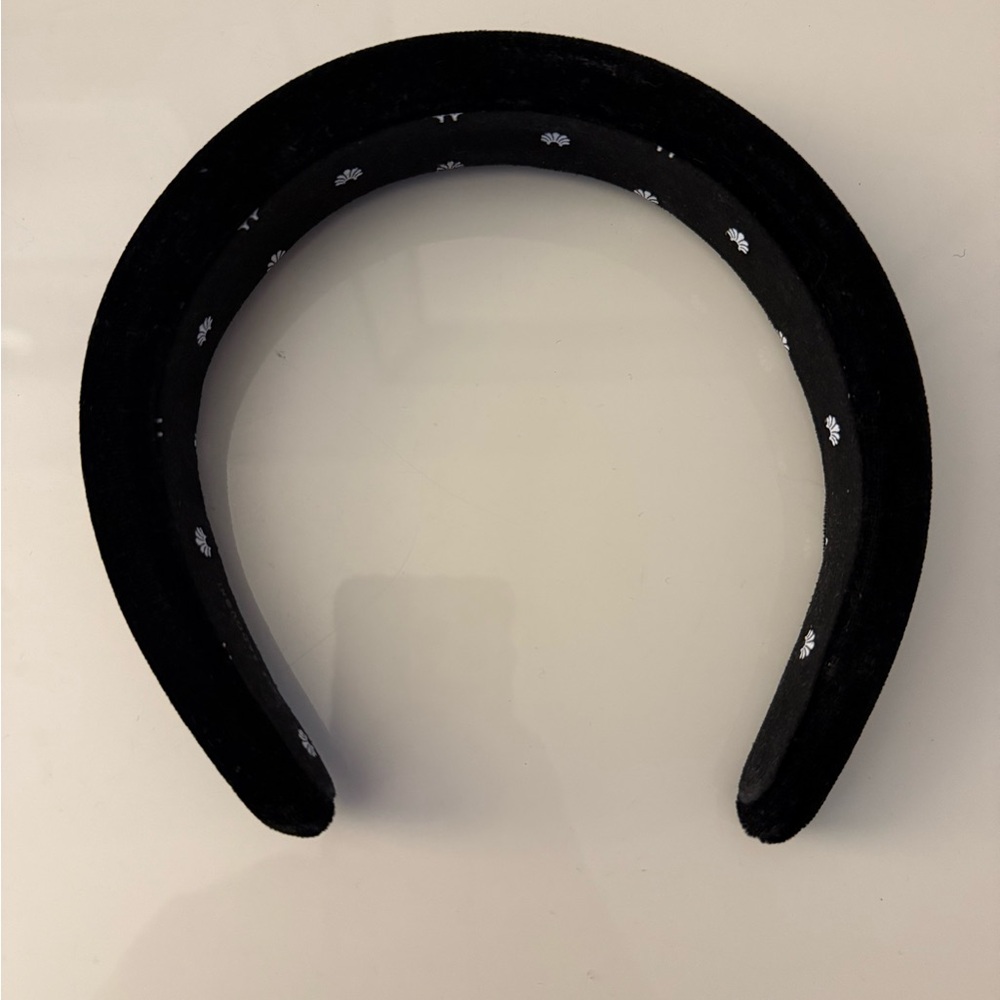 Lele Sadoughi Black Velvet Padded Headband
